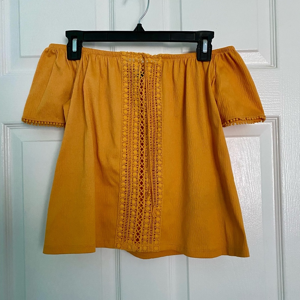 Mustard H&M Divided Off-the-Shoulder Top - Size Medium